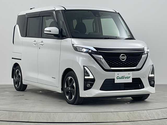 日産 ルークス HWS X プロパイロットED 熊本県 2020(令2)年 3.9万km ホワイトパール 禁煙車/エマージェンシーブレーキ/純正9型ナビTV/（MM320D-L/CD/DVD/MSV/Bluetooth/フルセグTV)/純正ドライブレコーダー/純正エアロ/純正ルーフエンドスポイラー/純正LEDオートライト/純正LEDフォグ/純正14インチアルミ/純正フロアマット/ハンズフリー両側電動スライドドア/プロパイロット/アラウンドビューモニター/クリアランスソナー/電子パーキング/オートホールド/ルーフサーキュレーター（プラズマクラスター）/オートエアコン/ETC/インテリジェントキー/プッシュエンジンスタート/新車時保証書/取扱い説明書