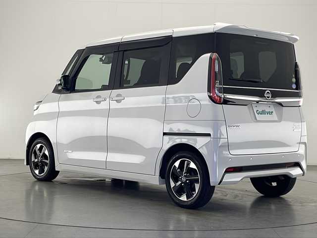 日産 ルークス HWS X プロパイロットED 熊本県 2020(令2)年 3.9万km ホワイトパール 禁煙車/エマージェンシーブレーキ/純正9型ナビTV/（MM320D-L/CD/DVD/MSV/Bluetooth/フルセグTV)/純正ドライブレコーダー/純正エアロ/純正ルーフエンドスポイラー/純正LEDオートライト/純正LEDフォグ/純正14インチアルミ/純正フロアマット/ハンズフリー両側電動スライドドア/プロパイロット/アラウンドビューモニター/クリアランスソナー/電子パーキング/オートホールド/ルーフサーキュレーター（プラズマクラスター）/オートエアコン/ETC/インテリジェントキー/プッシュエンジンスタート/新車時保証書/取扱い説明書
