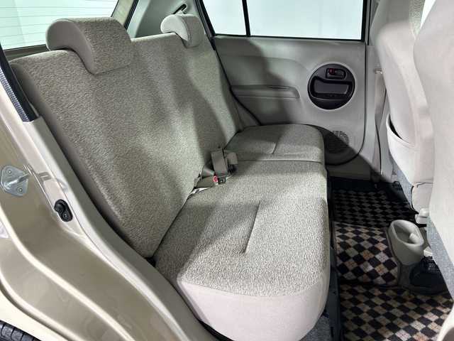 トヨタ パッソ X 佐賀県 2010(平22)年 5.8万km キナコメタリック 純正オーディオ　/ＣＤ再生　/ＡＭ／ＦＭ　/リモコンキー　/純正フロアマット　/横滑り防止装置　/ヘッドライトレベライザー　/電動格納ミラー　/ダブルエアバック　/ドアバイザー