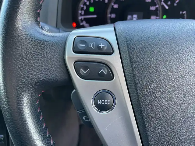 トヨタ クラウン アスリート プレミアムエディション 鳥取県 2013(平25)年 13.1万km ホワイトパールクリスタルシャイン (株)IDOMが運営する【じしゃロン鳥取店】の自社ローン専用車両になります。こちらは現金またはオートローンご利用時の価格です。自社ローンご希望の方は別途その旨お申付け下さい/スマートキー×2/プッシュスタート/純正メーカーナビ/・フルセグTV/・Bluetooth接続/・CD/DVD/バックカメラ/クルーズコントロール/ブラックレザーシート/前席パワーシート/前席シートヒーター/前席エアーシート/前後コーナーセンサー/エアーシート/カーテンエアバック/ETC/純正アルミホイール/純正フロアマット/ウインカーミラー/ドアバイザー/フォグランプ