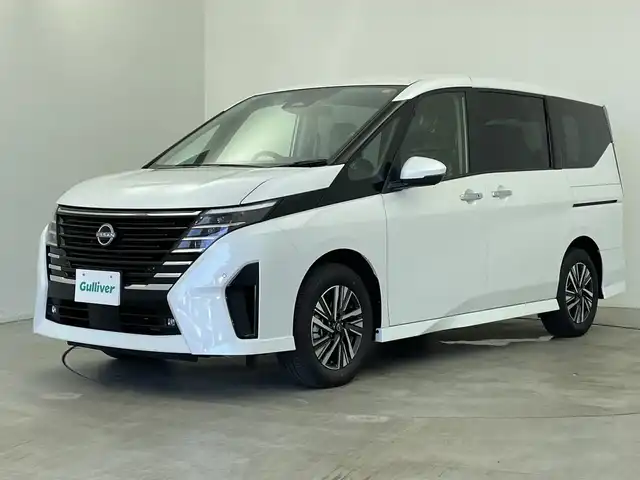 日産 セレナ e－パワー ハイウェイスター V 三重県 2025(令7)年 0.1千km プリズムホワイト /純正12.3インチナビ//全方位カメラ//フルセグ//純正フリップダウンモニター//デジタルインナーミラー//HDMI//ワイヤレス充電//プロパイロット//追従式クルーズコントロール//衝突軽減ブレーキ//レーンキープアシスト//ブラインドスポットモニター//オートハイビーム//コーナーセンサー//両側パワースライドドア//スマートキー×２