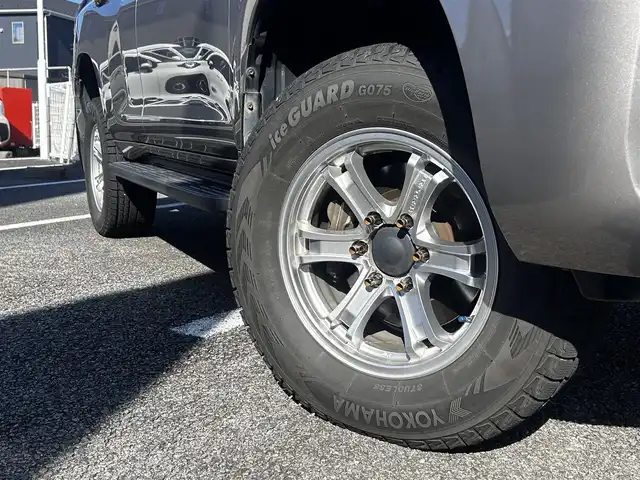 トヨタ ランドクルーザー プラド TX Lパッケージ 静岡県 2018(平30)年 5.4万km アバンギャルドブロンズメタリック ユーザー買取車両/ワンオーナー/ALPINE製9インチSDナビ(X9Z)/　【CD/DVD/BT/地デジフルセグTV】/純正LEDヘッドライト/社外17インチAW/レザーシート/シートヒーター/ベンチレーション/ウッドコンビステアリング/バックカメラ/ETC/ルーフレール/プリクラッシュセーフティシステム/レーンキープアシスト/サンルーフ/電動格納サードシート/スマートキー/新車時保証書/取扱説明書/スペアキー×1