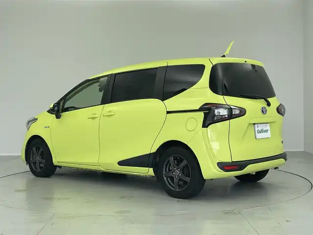 トヨタ シエンタ ハイブリッド G 茨城県 2015(平27)年 7万km エアーイエロー 純正ナビ　フルセグＴＶ　Ｂｌｕｅｔｏｏｔｈ　バックモニター　両側パワースライドドア　トヨタセーフティセンス　レーンキープアシスト　オートハイビーム　ＬＥＤヘッドランプパッケージ　１５インチＡＷ