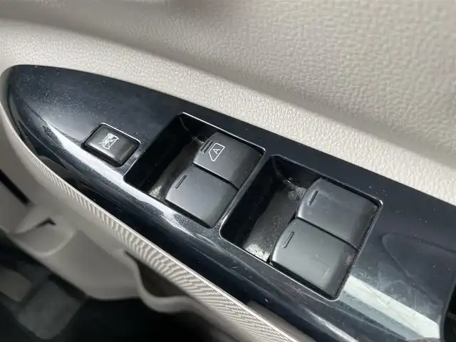日産 デイズ ルークス S 新潟県 2014(平26)年 3.5万km アゼリアピンク メモリナビ/社外ホイールスタッドレスタイヤ装着/純正ホイール夏タイヤ車載/アイドリングストップ/ドアバイザー/ETC/Bluetooth/純正フロアマット/電動格納ドアミラー/スペアキー1個