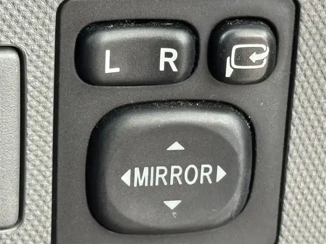 トヨタ エスティマ アエラス Gエディション 福岡県 2010(平22)年 8.9万km ブラック フリップダウンモニター　/社外ナビ／フルセグＴＶ　/バックカメラ　/ビルトインＥＴＣ　/クルーズコントロール　/両側電動スライドドア　/プッシュスタート　/電動格納式ドアミラー　/純正フロアマット　/純正１７インチＡＷ