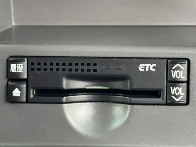 トヨタ エスティマ アエラス Gエディション 福岡県 2010(平22)年 8.9万km ブラック フリップダウンモニター　/社外ナビ／フルセグＴＶ　/バックカメラ　/ビルトインＥＴＣ　/クルーズコントロール　/両側電動スライドドア　/プッシュスタート　/電動格納式ドアミラー　/純正フロアマット　/純正１７インチＡＷ