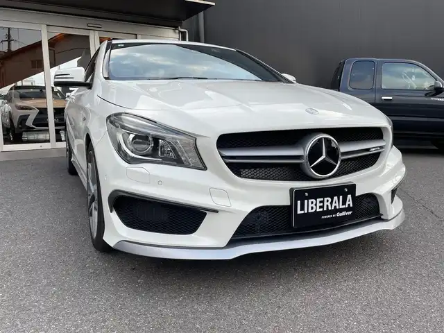 メルセデス・ベンツ ＣＬＡ４５ 4マチック 香川県 2015(平27)年 4.2万km カルサイトホワイト パドルシフト/4WD/アイドリングストップ/スマートキー/ACC/衝突軽減/レーンアシスト/BSM/ワンオーナー/GPSレーダー/純正ナビ/地デジ、BT/CD/DVD/USB/ブラックレザーシート/シートヒーター/パワーシート/コーナーセンサー/フロントドライブレコーダー