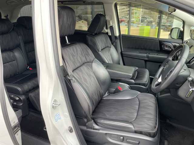 ホンダ オデッセイ ハイブリッド アブソルート・EXホンダセンジング 愛知県 2019(平31)年 9.1万km プラチナホワイトパール ホンダセンシング/純正10型ナビ/フリップダウンモニター/全方位カメラ/レーダークルーズコントロール/シートヒーター/バックカメラ/パワーシート/コーナーセンサー/純正アルミホイール/ETC2.0/ブラインドスポットモニター/LEDヘッドライト/レーンキープアシスト/ドライブレコーダー/ステアリングスイッチ/スマートキー/プッシュスタート/プレミアムシート