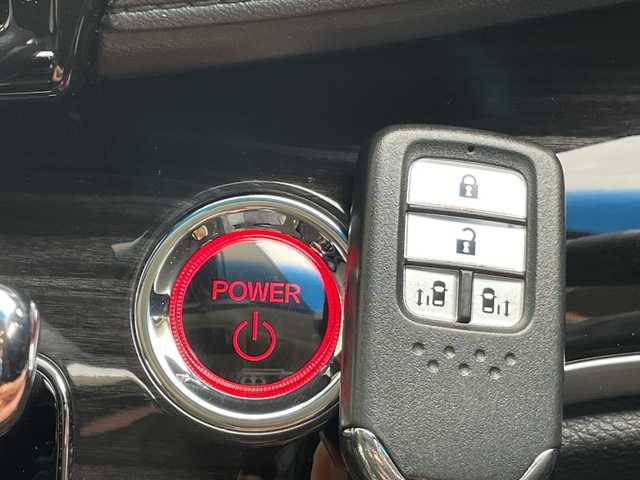 ホンダ オデッセイ ハイブリッド アブソルート・EXホンダセンジング 愛知県 2019(平31)年 9.1万km プラチナホワイトパール ホンダセンシング/純正10型ナビ/フリップダウンモニター/全方位カメラ/レーダークルーズコントロール/シートヒーター/バックカメラ/パワーシート/コーナーセンサー/純正アルミホイール/ETC2.0/ブラインドスポットモニター/LEDヘッドライト/レーンキープアシスト/ドライブレコーダー/ステアリングスイッチ/スマートキー/プッシュスタート/プレミアムシート