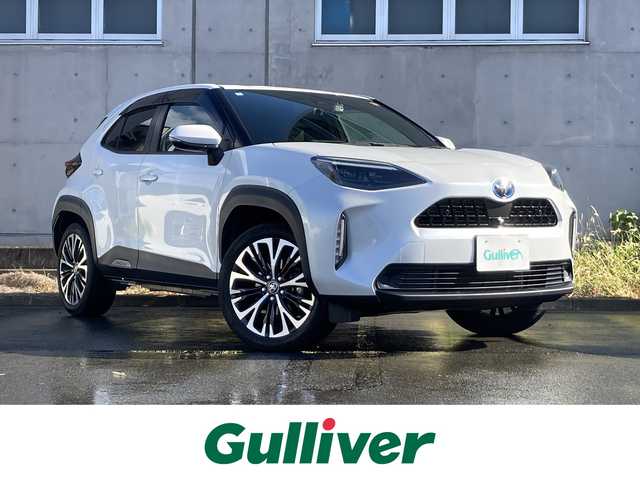 トヨタ ヤリスクロス ハイブリッド Z 静岡県 2022(令4)年 5.6万km プラチナホワイトパールマイカ ワンオーナー/純正ディズプレイオーディオ/Bluetooth　Apple CarPlay　AM FM/全方位カメラ/前後ドライブレコーダー/ビルトインETC2.0/レーダークルーズコントロール/D N席シートヒーター/ステアリングヒーター/オートハイビーム/LEDヘッドライト/ブラインドスポットモニター/純正18インチアルミホイール/スペアキーあり/プッシュスタート/純正フロアマット/取説保証書あり