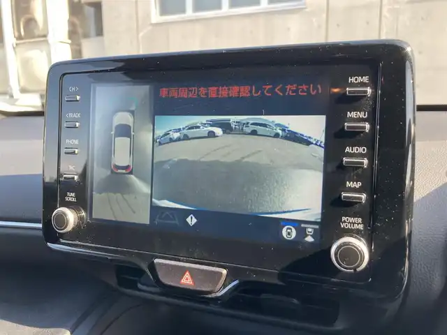 トヨタ ヤリスクロス ハイブリッド Z 静岡県 2022(令4)年 5.6万km プラチナホワイトパールマイカ ワンオーナー/純正ディズプレイオーディオ/Bluetooth　Apple CarPlay　AM FM/全方位カメラ/前後ドライブレコーダー/ビルトインETC2.0/レーダークルーズコントロール/D N席シートヒーター/ステアリングヒーター/オートハイビーム/LEDヘッドライト/ブラインドスポットモニター/純正18インチアルミホイール/スペアキーあり/プッシュスタート/純正フロアマット/取説保証書あり