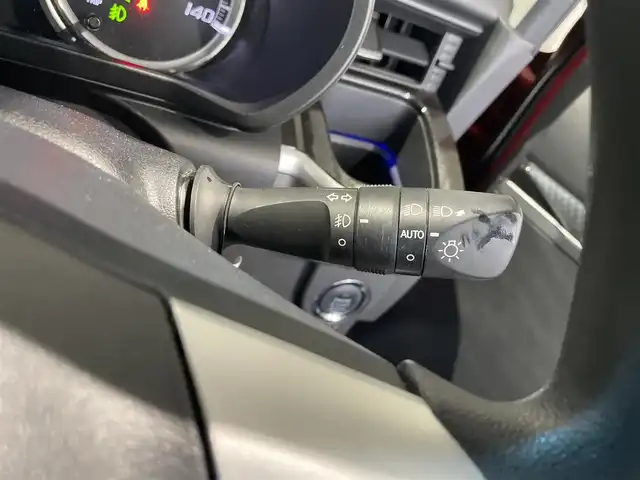 ダイハツ ムーヴ カスタム X VS SAⅢ 富山県 2022(令4)年 6.6万km ブラックマイカメタリック/ファイアークォーツレッドメタリック 2トーン ワンオーナー／パノラミックビューモニター／ナビ／フルセグＴＶ／Ｂｌｕｅｔｏｏｔｈ／ＤＶＤ再生／シートヒーター／スマートキー／プッシュスタート／衝突軽減ブレーキ／オートマチックハイビーム