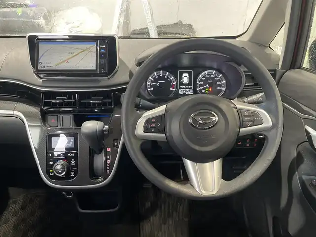 ダイハツ ムーヴ カスタム X VS SAⅢ 富山県 2022(令4)年 6.6万km ブラックマイカメタリック/ファイアークォーツレッドメタリック 2トーン ワンオーナー／パノラミックビューモニター／ナビ／フルセグＴＶ／Ｂｌｕｅｔｏｏｔｈ／ＤＶＤ再生／シートヒーター／スマートキー／プッシュスタート／衝突軽減ブレーキ／オートマチックハイビーム