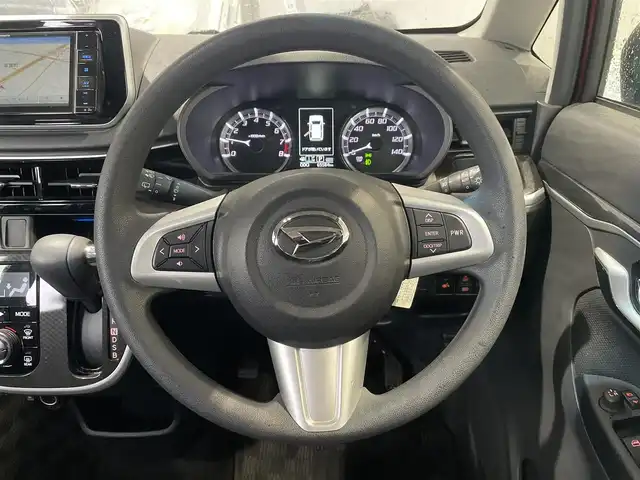 ダイハツ ムーヴ カスタム X VS SAⅢ 富山県 2022(令4)年 6.6万km ブラックマイカメタリック/ファイアークォーツレッドメタリック 2トーン ワンオーナー／パノラミックビューモニター／ナビ／フルセグＴＶ／Ｂｌｕｅｔｏｏｔｈ／ＤＶＤ再生／シートヒーター／スマートキー／プッシュスタート／衝突軽減ブレーキ／オートマチックハイビーム