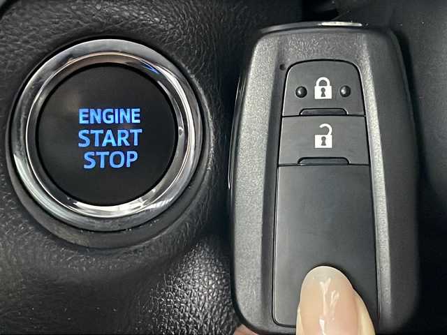 トヨタ ＲＡＶ４ アドベンチャー 広島県 2020(令2)年 3.2万km アティチュードブラックマイカ カロッツェリア９型ナビ　/シートヒーター/ベンチレーション/パワーシート　/ステアリングヒーター/セーフティセンス/・プリクラッシュセーフティ/・レーントレーシングアシスト/・レーダークルーズコントロール/・オートマチックハイビーム/クリアランスソナー/ETC/社外１７インチアルミホイール(225/65/R17)/エアバック（運転席/助手席/サイド/カーテン）