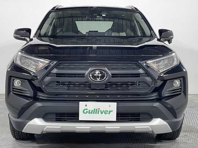 トヨタ ＲＡＶ４ アドベンチャー 広島県 2020(令2)年 3.2万km アティチュードブラックマイカ カロッツェリア９型ナビ　/シートヒーター/ベンチレーション/パワーシート　/ステアリングヒーター/セーフティセンス/・プリクラッシュセーフティ/・レーントレーシングアシスト/・レーダークルーズコントロール/・オートマチックハイビーム/クリアランスソナー/ETC/社外１７インチアルミホイール(225/65/R17)/エアバック（運転席/助手席/サイド/カーテン）