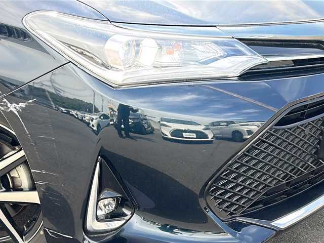 トヨタ カローラ フィールダー 1．5G ダブルバイビー 山口県 2018(平30)年 1.3万km ブラッキッシュアゲハガラスフレーク 純正7型ナビ/バックカメラ/ハーフレザーシート/トヨタセーフティーセンス/アイドリングストップ/横滑り防止装置/カーテンエアバック/W＋サイドエアバック/コーナーセンサー