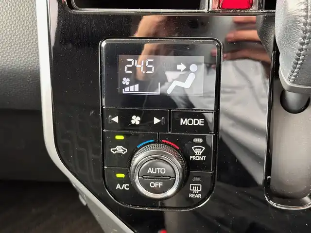 トヨタ ルーミー カスタムG－T 宮城県 2019(平31)年 6.8万km パールホワイトⅢ コンフォートパッケージ/・シートヒーター（運転席/助手席）/・シートバックテーブル（運転席/助手席）/＝＝＝/スマートアシスト3/・衝突回避支援ブレーキ機能/・衝突警報機能/・車線逸脱警報機能/・誤発進抑制制御機能/・先行車発進お知らせ機能/・オートハイビーム/・コーナーセンサー/社外ナビ（AVIC-RZ901）/・CD/DVD/・Bluetooth/・フルセグTV/バックカメラ/ETC/両側パワースライドドア/革巻きステアリング/クルーズコントロール/LEDヘッドランプ/フォグランプ/オートライト/スマートキー＆プッシュスタート/スペアキー/エンジンスターター/電動格納ミラー/純正15インチAW/純正ドアバイザー/純正フロアマット/Wエアバッグ