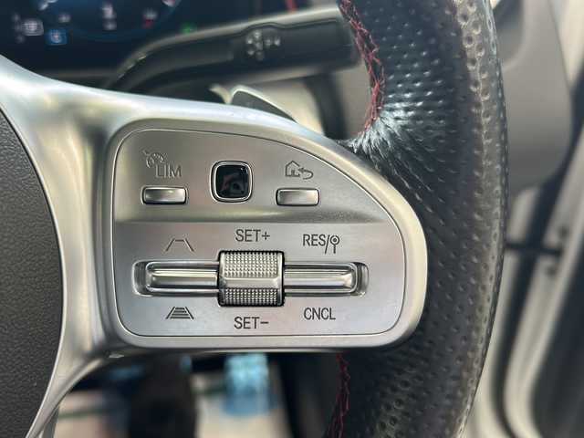 メルセデス・ベンツ ＧＬＢ２００ｄ AMGライン 宮城県 2020(令2)年 5.4万km ポーラホワイト AMGライン/レーダーセーフティパッケージ/ナビゲーションパッケージ/パノラミックスライディングルーフ/ヘッドアップディスプレイ/パナメリカーナグリル/純正ドライブレコーダー前後/パワーバックドア/純正ナビゲーション/フルセグTV/スペアキー/保証書