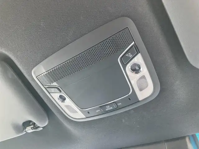 ホンダ ヴェゼル ハイブリッド RS ホンダセンシング 静岡県 2019(平31)年 3.5万km プラチナホワイトパール HondaSENSING/社外7インチナビ(MDV-M705)/　AM FM CD DVD Bluetooth USB SD/ビルトインETC/レーダークルーズコントロール/LEDオートヘッドランプ/ハーフレザーシート/シートヒーター/オートブレーキホールド/スマートキー2本/純正18インチアルミホイール/パドルシフト/フルセグTV/バックモニター/前後方ドライブレコーダー