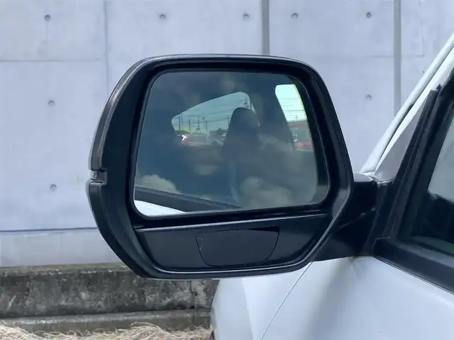 ホンダ ヴェゼル ハイブリッド RS ホンダセンシング 静岡県 2019(平31)年 3.5万km プラチナホワイトパール HondaSENSING/社外7インチナビ(MDV-M705)/　AM FM CD DVD Bluetooth USB SD/ビルトインETC/レーダークルーズコントロール/LEDオートヘッドランプ/ハーフレザーシート/シートヒーター/オートブレーキホールド/スマートキー2本/純正18インチアルミホイール/パドルシフト/フルセグTV/バックモニター/前後方ドライブレコーダー