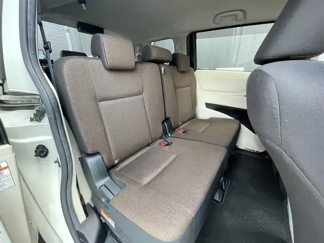 トヨタ シエンタ G 滋賀県 2018(平30)年 5.3万km ホワイトパールクリスタルシャイン 社外SDナビ/・Bluetooth/CD/DVD/フルセグ/バックカメラ/両側パワースライドドア/レーンキープアシスト/横滑り防止/ドライブレコーダー/アイドリングストップ/ETC/スマートキー
