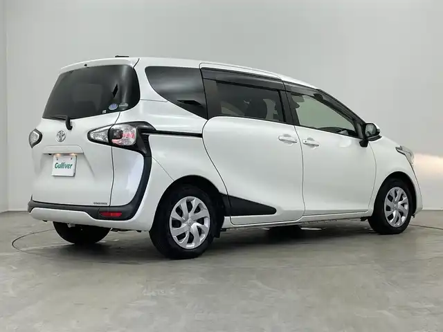 トヨタ シエンタ G 埼玉県 2018(平30)年 5.3万km ホワイトパールクリスタルシャイン 社外SDナビ/・Bluetooth/CD/DVD/フルセグ/バックカメラ/両側パワースライドドア/レーンキープアシスト/横滑り防止/ドライブレコーダー/ETC/スマートキー