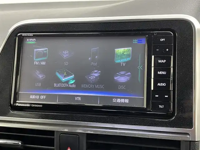 トヨタ シエンタ G 埼玉県 2018(平30)年 5.3万km ホワイトパールクリスタルシャイン 社外SDナビ/・Bluetooth/CD/DVD/フルセグ/バックカメラ/両側パワースライドドア/レーンキープアシスト/横滑り防止/ドライブレコーダー/ETC/スマートキー