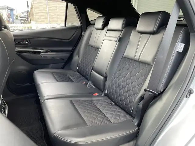 トヨタ ハリアー エレガンス 福島県 2018(平30)年 5.6万km シルバーM ワンオーナー/4WD/純正メモリーナビ/CD/DVD/SD/BT/フルセグTV/純正17インチAW(社外AW＋冬タイヤ積込)/Toyota Safety Sense P/レーダークルーズコントロール/プリクラッシュセーフティ/クリアランスソナー/アイドリングストップ/オートハイビーム/ハーフレザーシート/パワーシート/バックカメラ/LEDヘッドライト/フォグライト/プッシュスタート/ドアバイザー/フロアマット/ETC