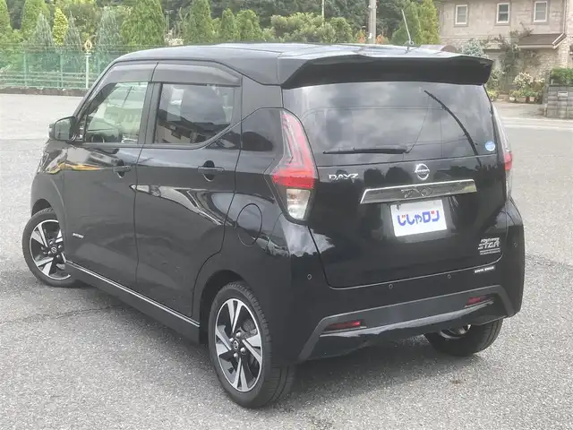 日産 デイズ HWS G ターボ プロパイロットED 埼玉県 2019(令1)年 9.2万km ブラック (株)IDOMが運営する【じしゃロン鳩ヶ谷店】の自社ローン専用車両になりますこちらは現金またはオートローンご利用時の価格です。自社ローンご希望の方は別途その旨お申付け下さい/純正メモリナビ(品番:MM318D-L)/純正フルセグテレビ/プロパイロット/アラウンドビューモニター/前方ドライブレコーダー/クリアランスソナー/アイドリングストップ/ETC/純正15インチAW/純正LEDヘッドライト/エマージェンシーブレーキ/スマートキー/革巻ステアリング/ウインカーミラー/フォグランプ