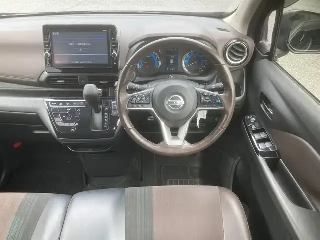日産 デイズ HWS G ターボ プロパイロットED 埼玉県 2019(令1)年 9.2万km ブラック (株)IDOMが運営する【じしゃロン鳩ヶ谷店】の自社ローン専用車両になりますこちらは現金またはオートローンご利用時の価格です。自社ローンご希望の方は別途その旨お申付け下さい/純正メモリナビ(品番:MM318D-L)/純正フルセグテレビ/プロパイロット/アラウンドビューモニター/前方ドライブレコーダー/クリアランスソナー/アイドリングストップ/ETC/純正15インチAW/純正LEDヘッドライト/エマージェンシーブレーキ/スマートキー/革巻ステアリング/ウインカーミラー/フォグランプ