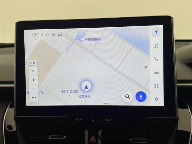 トヨタ カローラ クロス ハイブリッド Z 宮崎県 2024(令6)年 1.9万km アティチュードブラックマイカ/プラチナホワイトパールマイカ 禁煙車/トヨタセーフティセンス/純正10.5型ディスプレイオーディオナビTV/（T-connect/Bluetooth/FMAM/フルセグTV)/純正バックカメラ/純正モデリスタエアロ/純正ビルトイン2.0ETC/純正18インチアルミ/純正LEDオートライト/純正LEDフォグ/純正フロアマット/パノラマガラスルーフ/ハーフレザーシート/アダプティブクルーズコントロール/プリクラッシュセーフティ/レーンディパーチャーアラート/オートマチックハイビーム/ブラインドスポットモニター/クリアランスソナー/電子パーキング/オートホールド/パワーバックドア/前席シートヒーター/デュアルオートエアコン/スマートキー/プッシュエンジンスタート/新車時保証書/取扱い説明書
