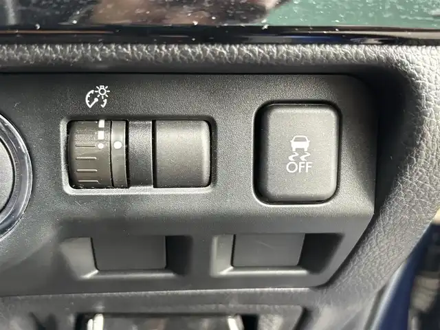 スバル レヴォーグ 1．6GT－S アイサイト 福岡県 2015(平27)年 5.9万km ギャラクシーブルーシリカ 4WD/アイサイト/社外ナビ（BT/フルセグ/DISC/AM/FM）/Bカメラ/レーダークルーズコントロール/LEDヘッドライト/オートライト/D席パワーシート/純正18インチAW/パドルシフト/アイドリングストップ/MTモードAT/横滑り防止装置/レーンキープアシスト/盗難防止装置/衝突被害軽減システム/ダウンヒルアシストコントロール/スマートキー/ETC