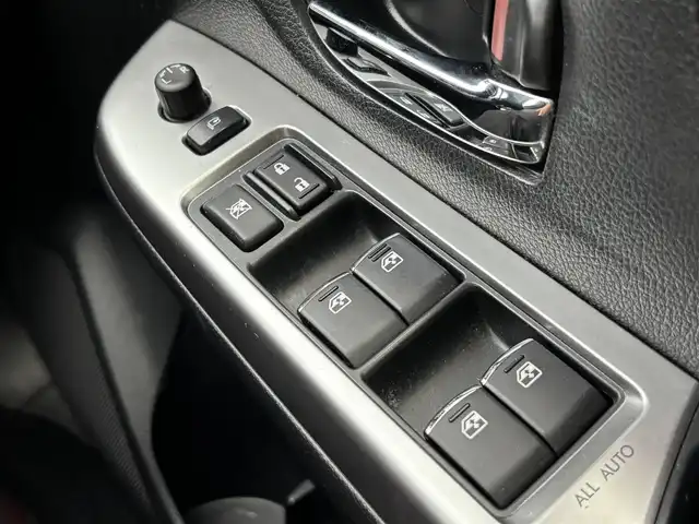 スバル レヴォーグ 1．6GT－S アイサイト 福岡県 2015(平27)年 5.9万km ギャラクシーブルーシリカ 4WD/アイサイト/社外ナビ（BT/フルセグ/DISC/AM/FM）/Bカメラ/レーダークルーズコントロール/LEDヘッドライト/オートライト/D席パワーシート/純正18インチAW/パドルシフト/アイドリングストップ/MTモードAT/横滑り防止装置/レーンキープアシスト/盗難防止装置/衝突被害軽減システム/ダウンヒルアシストコントロール/スマートキー/ETC