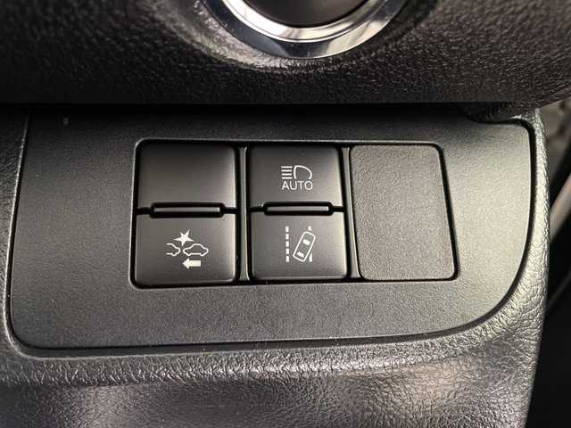 トヨタ シエンタ ファンベースG 埼玉県 2021(令3)年 2.5万km ホワイトパールクリスタルシャイン 純正ナビ/　(Bluetooth/AUX/FM/AM)/フルセグテレビ/バックカメラ/ビルトインETC2.0/前後ドライブレコーダー/両側パワースライドドア/衝突被害軽減ブレーキ/車線逸脱警報/クリアランスソナー/運転席・助手席シートヒーター/ステアリングヒーター/プッシュスタート/オートLEDライト/純正15インチアルミホイール