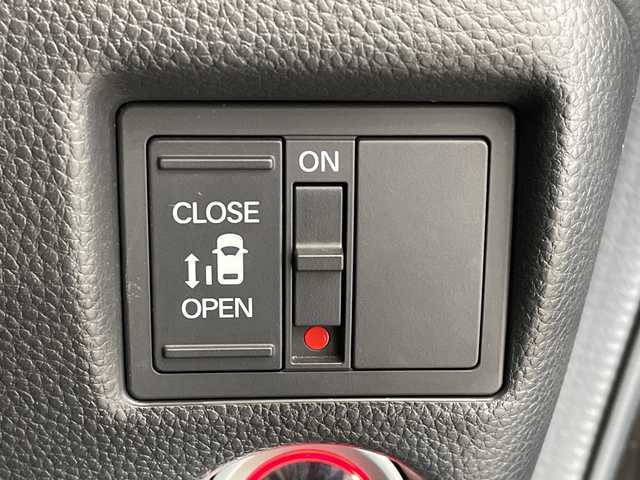 ホンダ Ｎ ＢＯＸ カスタム G EX ホンダセンシング 栃木県 2018(平30)年 4.3万km クリスタルブラックパール ワンオーナー/社外ナビ (MDV-D305)/(ワンセグTV・CD・DVD・SD・AUX)/バックカメラ/ホンダセンシング/ ・衝突軽減システム/ ・レーンキープアシスト/ ・オートクルーズコントロール/ ・後方コーナーセンサー/LEDヘッドライト/オートライト/片側パワースライドドア/純正フロアマット/純正アルミホイール/チップアップシート/禁煙車/ベンチシート/ビルトインETC/スマートキー/スペアキー1本