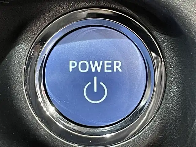 トヨタ アクア S スタイルブラック 愛知県 2020(令2)年 0.7万km スーパーレッドⅤ 純正ナビ【NSCN-W68】/パノラミックビューモニター/プリクラッシュセーフティ/レーンキープアシスト/クリアランスソナー/先行車発進告知/ドライブレコーダー/Ｂｌｕｅｔｏｏｔｈ/純正フロアアット/ISOFIX/LEDヘッドライト/フォグランプ/オートハイビーム/電動格納ミラー/スマートキーx2