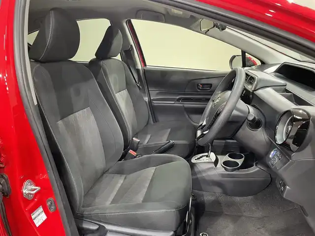 トヨタ アクア S スタイルブラック 愛知県 2020(令2)年 0.7万km スーパーレッドⅤ 純正ナビ【NSCN-W68】/パノラミックビューモニター/プリクラッシュセーフティ/レーンキープアシスト/クリアランスソナー/先行車発進告知/ドライブレコーダー/Ｂｌｕｅｔｏｏｔｈ/純正フロアアット/ISOFIX/LEDヘッドライト/フォグランプ/オートハイビーム/電動格納ミラー/スマートキーx2