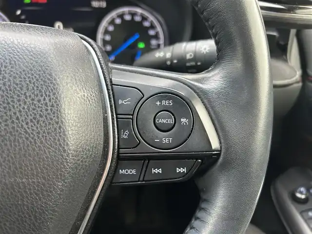 トヨタ ハリアー ハイブリッド Z レザーパッケージ 滋賀県 2021(令3)年 6.4万km ホワイトパールクリスタルシャイン JBLプレミアムサウンド/純正１２．３インチナビ/（AM/FM/TVフルセグ/Bluetooth/USB/Miracasyt）/デジタルインナーミラー/ドライブレコーダー前後/Toyota Safety Sense/・プリクラッシュセーフティ/・レーントレーシングアシスト/・ロードサインアシスト/パノラミックビューモニター/ブラインドスポットモニター/ETC2.0/シートヒーターD/N/シートベンチレーションD/N/電動リアゲート/横滑り防止装置/パワーシートD/N/シートメモリー/ヘッドアップディスプレイ/レザーシート/電子パーキング/ブレーキホールド/EV MODE/ステアリングヒーター/ステアリングスイッチ/オートライト/LEDヘッドライト/フロントフォグ/純正ドアバイザー/電動格納ミラー/オートエアコン/スマートキー/プッシュスタート/スペアキー