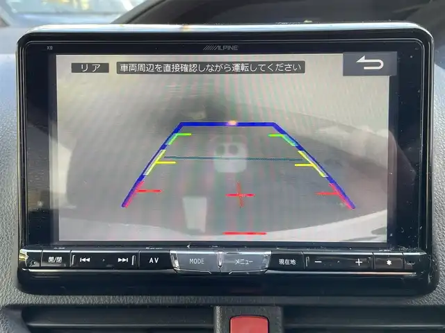 トヨタ ノア X ディライトプラス 大阪府 2016(平28)年 11万km ホワイトパールクリスタルシャイン (株)IDOMが運営する【じしゃロン東大阪店】の自社ローン対象車両になります。こちらは現金ご利用時の価格です。自社ローンご希望の方は別途その旨お申付け下さい。/ 社外メモリナビ/　◯ CD再生機能/　◯ DVD再生機能/　◯ フルセグ対応TV/　◯ BT対応/ フリップダウンモニター/ 両側パワースライドドア/ ステアリングスイッチ/ プッシュスタート/ ETC/ バックカメラ/ ウインカーミラー/ ドアバイザー/ 純正フロアマット