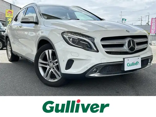 メルセデス・ベンツ ＧＬＡ１８０ 奈良県 2016(平28)年 8.4万km カルサイトホワイト 純正ナビ（ＳＤ／ＵＳＢ／ＢＴ／ＣＤ／フルセグＴＶ）/パワーバックドア/衝突軽減システム/ハーフレザー/前席シートヒーター/パドルシフト/クリアランスソナー/革巻きステアリング/ISOFIX/クルーズコントロール/BSM/フォグ/１８インチAW/スペアキーｘ１/保証書・取説