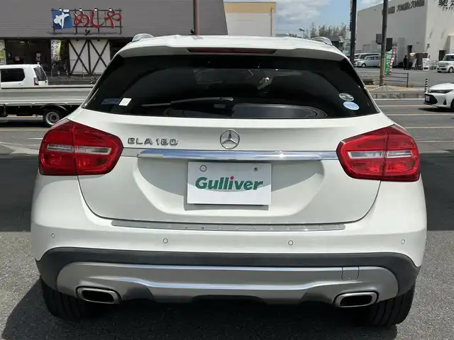 メルセデス・ベンツ ＧＬＡ１８０ 奈良県 2016(平28)年 8.4万km カルサイトホワイト 純正ナビ（ＳＤ／ＵＳＢ／ＢＴ／ＣＤ／フルセグＴＶ）/パワーバックドア/衝突軽減システム/ハーフレザー/前席シートヒーター/パドルシフト/クリアランスソナー/革巻きステアリング/ISOFIX/クルーズコントロール/BSM/フォグ/１８インチAW/スペアキーｘ１/保証書・取説