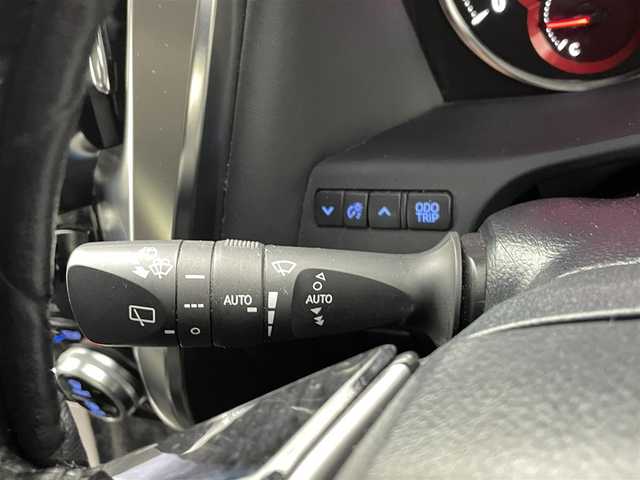 トヨタ アルファード S Cパッケージ 熊本県 2021(令3)年 5.2万km ホワイトパールクリスタルシャイン サンルーフ/純正ディスプレイオーディオ　/社外前後ドライブレコーダー　/純正フリップダウンモニター　/バックカメラ　/ビルトインＥＴＣ　/前後クリアランスソナー　/両側パワースライドドア　/モデリスタエアロ/トヨタセーフティーセンス/・プリクラッシュセーフティ/・レーダークルーズコントロール/・レーントレーシングアシスト/・オートマチックハイビーム/・パーキングサポートブレーキ/・ロードサインアシスト/横滑り防止/前席シートヒーター/前席エアーシート/前席パワーシート/社外フロアマット/純正１８インチAW/オートライト/LEDヘッドライト/フォグライト/スマートキー/プッシュスタート/保証書/取扱説明書
