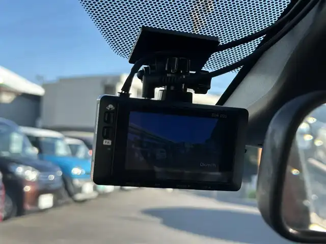 トヨタ ヤリスクロス ハイブリッド Z 愛知県 2021(令3)年 6.7万km 赤 フルセグTV（Bluetooth）/ビルトインETC/前後ドライブレコーダー/ハーフレザーシート/シートヒーター（運転席、助手席）/パワーシート（運転席）/コーナーセンサー/クリアランスソナー/レーダークルーズコントロール/オートブレーキホールド/レーンキープ/LEDオートハイビーム/プッシュスタート/純正フロアマット