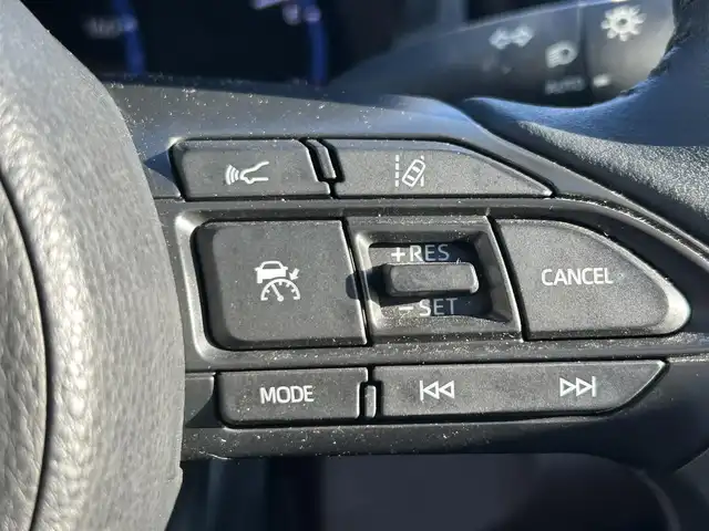 トヨタ ヤリスクロス ハイブリッド Z 愛知県 2021(令3)年 6.7万km 赤 フルセグTV（Bluetooth）/ビルトインETC/前後ドライブレコーダー/ハーフレザーシート/シートヒーター（運転席、助手席）/パワーシート（運転席）/コーナーセンサー/クリアランスソナー/レーダークルーズコントロール/オートブレーキホールド/レーンキープ/LEDオートハイビーム/プッシュスタート/純正フロアマット