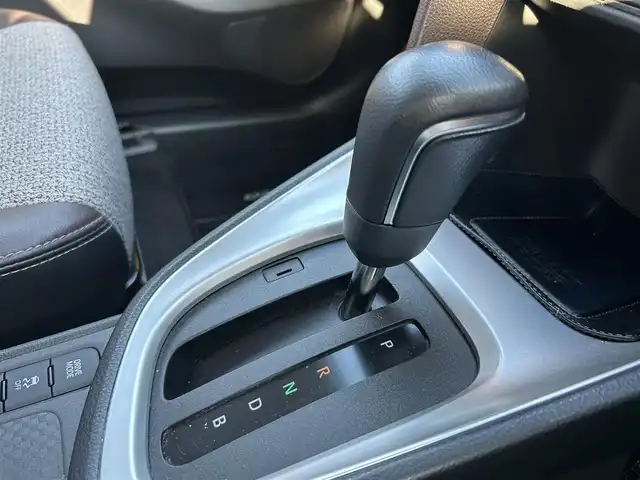 トヨタ ヤリスクロス ハイブリッド Z 愛知県 2021(令3)年 6.7万km 赤 フルセグTV（Bluetooth）/ビルトインETC/前後ドライブレコーダー/ハーフレザーシート/シートヒーター（運転席、助手席）/パワーシート（運転席）/コーナーセンサー/クリアランスソナー/レーダークルーズコントロール/オートブレーキホールド/レーンキープ/LEDオートハイビーム/プッシュスタート/純正フロアマット
