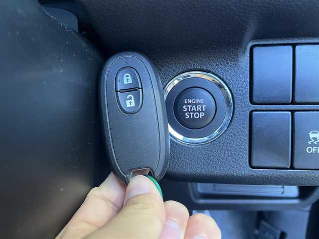 スズキ アルト ワークス 山形県 2017(平29)年 1.8万km ブルーイッシュブラックパール3 社外ナビ/バックカメラ/プッシュスタート/スマートキー/ワンオーナー/4WD/HIDヘッドライト/純正15インチアルミホイール/オートライト/横滑り防止装置/ABS/スペアキー/RECAROシート/盗難防止装置