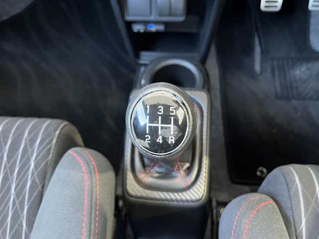 スズキ アルト ワークス 山形県 2017(平29)年 1.8万km ブルーイッシュブラックパール3 社外ナビ/バックカメラ/プッシュスタート/スマートキー/ワンオーナー/4WD/HIDヘッドライト/純正15インチアルミホイール/オートライト/横滑り防止装置/ABS/スペアキー/RECAROシート/盗難防止装置