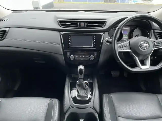 日産 エクストレイル 20Xi レザーED Vセレクション 千葉県 2020(令2)年 6.3万km ガーネットレッド 純正7インチナビ/(BT/フルセグTV/DVD/CD)/デジタルインナーミラー/プロパイロット/全周囲カメラ/電動リアゲート/衝突被害軽減システム/車線逸脱警報/レザーシート/横滑り防止装置/ETC/アイドリングストップ/LEDヘッドライト/フォグランプ/オートライト/ウィンカーミラー/電動格納ミラー/シートヒーター/プッシュスタート/スマートキー/フロアマット/ドアバイザー/取扱説明書/保証書