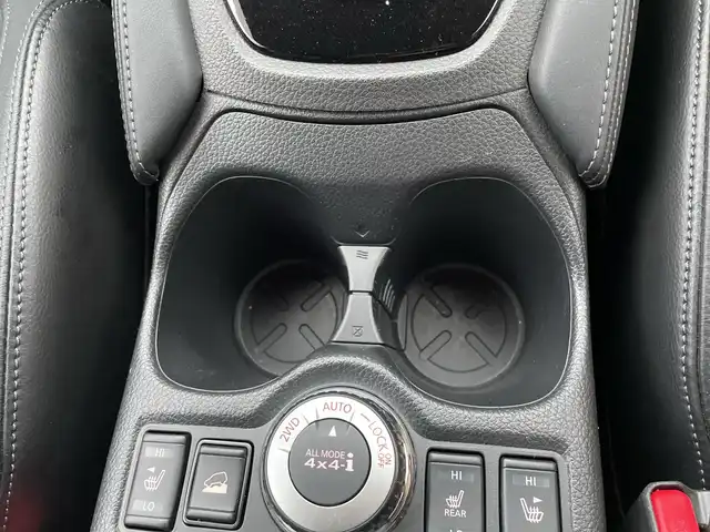日産 エクストレイル 20Xi レザーED Vセレクション 千葉県 2020(令2)年 6.3万km ガーネットレッド 純正7インチナビ/(BT/フルセグTV/DVD/CD)/デジタルインナーミラー/プロパイロット/全周囲カメラ/電動リアゲート/衝突被害軽減システム/車線逸脱警報/レザーシート/横滑り防止装置/ETC/アイドリングストップ/LEDヘッドライト/フォグランプ/オートライト/ウィンカーミラー/電動格納ミラー/シートヒーター/プッシュスタート/スマートキー/フロアマット/ドアバイザー/取扱説明書/保証書